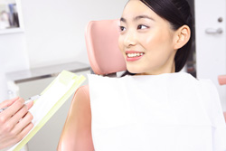 歯型の採取・仮歯装着