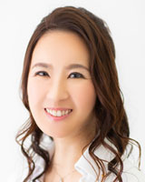 院長 : 倉 知子