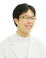 院長 : 林 佳士登